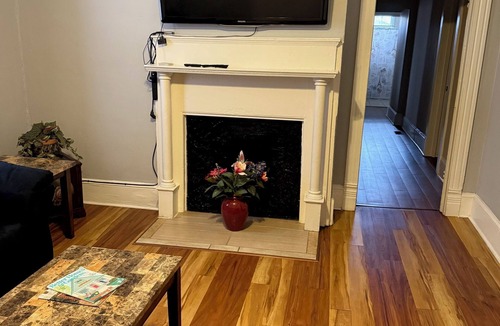Greenville Apartment | Lovely Duplex w/Office near ECU-ECU Health-Uptown Greenville