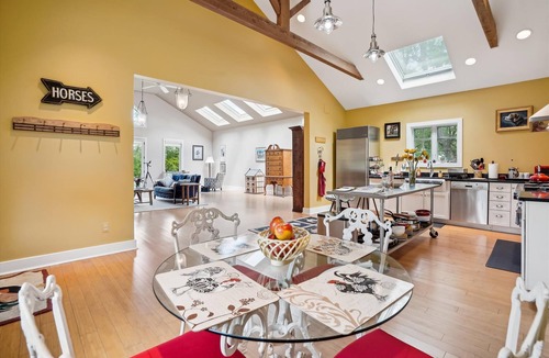 Middleburg Cottage | Lovely Guest House 2.5 miles from downtown Middleburg