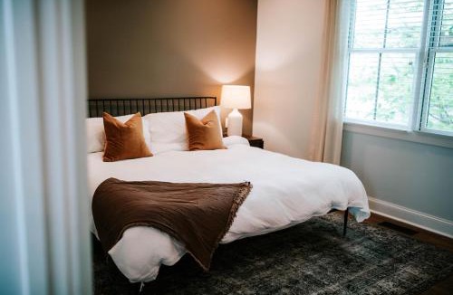 Jasper House | Luxe 2BR Cabin C by MHM Luxury Properties