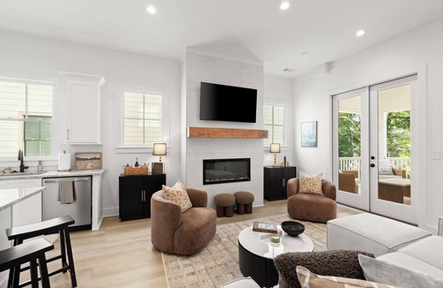 Woodstock Apartment | Luxe New 2BR Adair Park Downtown Woodstock