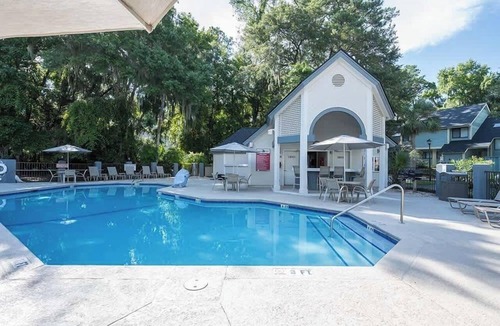 The Cottages Condo | Luxe Shipyard Villa | Golf Oasis | Beach Club Near