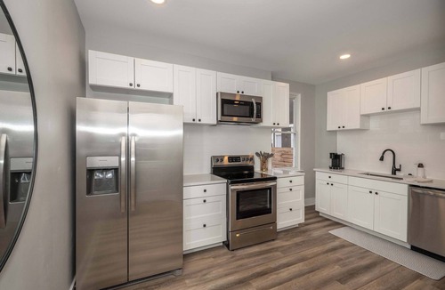 Covington House | Luxe Spot Suites