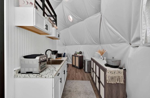 Wardensville Cabin | Luxe Stargazing Glamping Dome with Panoramic Views Near Lost River State Park, Wardensville WV