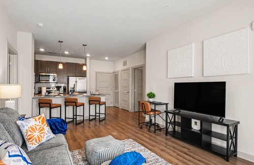 Charlotte Apartment | Luxury 2BR Near Uptown | NoDa & Light Rail