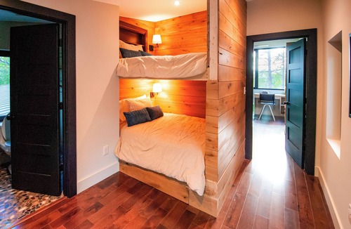 Brevard Cabin | Luxury 3-bedroom cabin in Brevard with Mountain View’s, creek and waterfalls