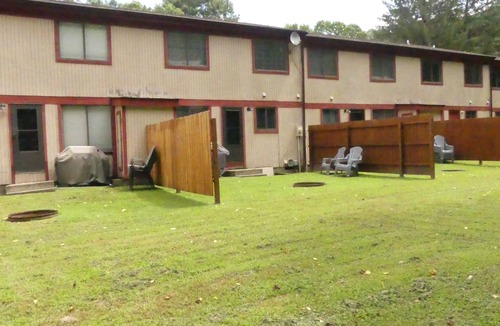 Pineville Condo | Luxury 4 bedroom Villa 103 with river access