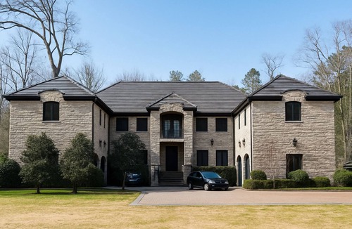 Sandy Springs House | Luxury Buckhead Retreat for World Cup
