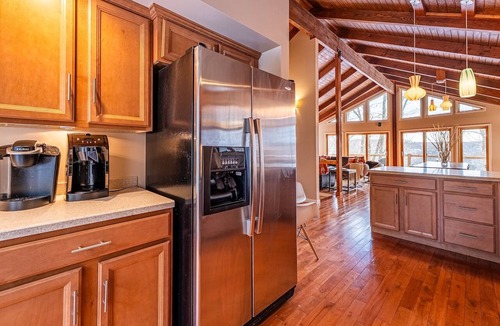 Hico Cabin | Luxury home on The Meadow River with stunning view of the river canyon