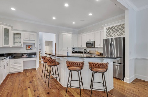 Historic District - North House | Luxury Living w/Private Pool + Parking Steps to River by Lucky Savannah