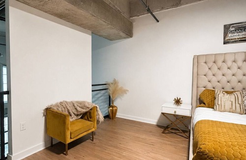 Home Park House | ✨ Luxury Midtown Atlanta Retreat King Bed Free Parking✨