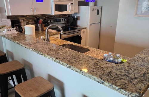 Ash Condo | Luxury oceanfront condo w/Breathtaking views. Lazy River, pools, hot tubs.