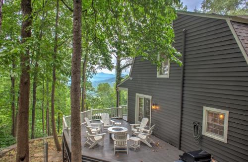 Skyland House | Magic on the Hill by Carolina Mornings