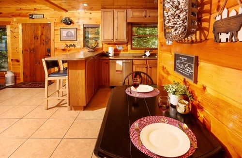 Chalet Village Cabin | Majestic Mtn VIEWS! Gatlinburg is 5 min. 3 Separate Decks. 2 Separate Game Rooms