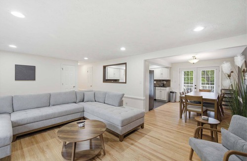 Mason House | Mason Ranch - Game Room w/Hot tub