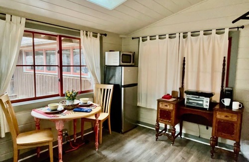 Franklin Cabin | Master Suite at Songwriters Ridge Retreat - Hot Tub, Ridgetop Sunset Views, Private Lake & Trail Access