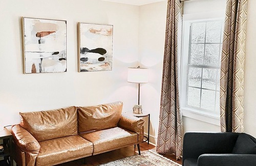 Pinch District House | Medical Professionals Welcome! Near St. Jude & Medical District~Pet Friendly