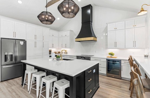 Long Beach House | Memorial Weekend Available! 8 Bdrm | Private Pool