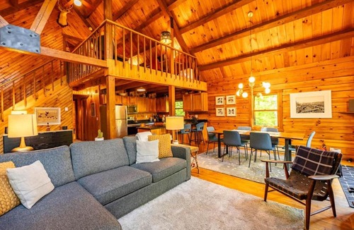 Timberline House | Mingo Lodge | Timberline Cabin Near Dolly Sods