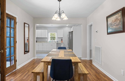 Chattanooga House | Minutes to Downtown, Park & Zoo! Trendy at Hoyt
