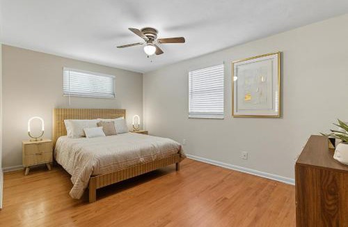 Bellevue Apartment | Modern Bellevue Retreat 10 Min to Downtown