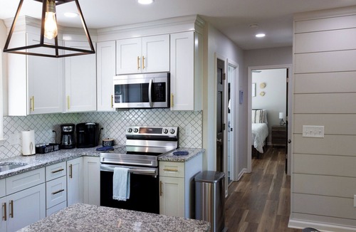 Dahlonega Cabin | Modern Cabin, Close to Dahlonega & Wineries, View, Hot Tub, Pet Friendly