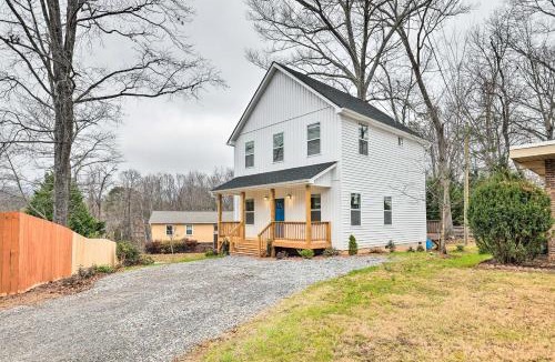Candler House | Modern Candler Home w/Deck & Yard!