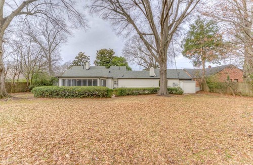 East Memphis House | Modern Fully Reno Home in E-Mem