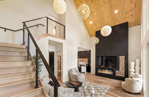 Sevierville Cabin | Modern Luxury Cabin | Hot Tub, Fire Pits & Game Room | Sevierville