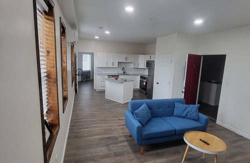 Windber Apartment | Modern Mountain Retreat Apt-3-3| High-End Finishes| Easy Highway Access