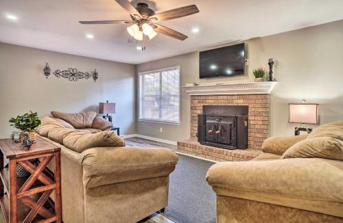 Moncks Corner House | Moncks Corner Home w/Yard Near Lake Moultrie