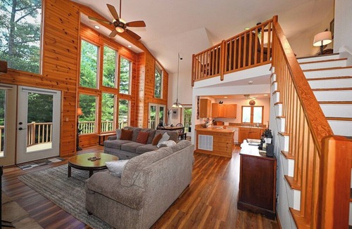 Marble Cabin | Mountain Lodge New Hot Tub Great Mountain Views Firepit Pet Friendly