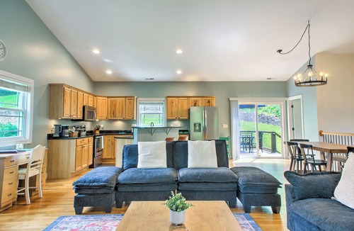Weaverville House | Mountain Retreat w/Hot Tub Near Asheville