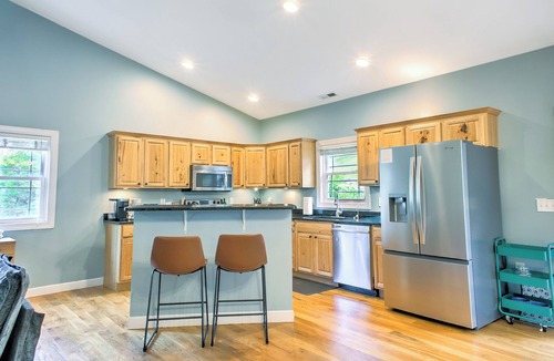 Weaverville House | Mountain Retreat w/Hot Tub Near Asheville