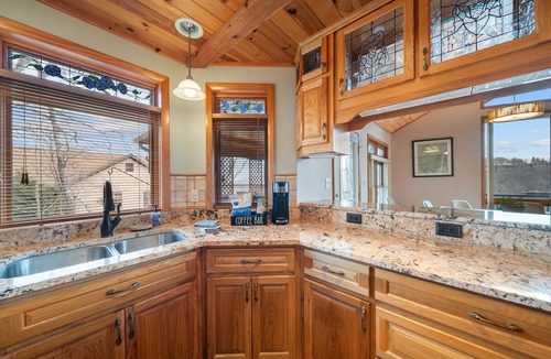 Sugar Mountain Cabin | Mountain Sunrise - Great Views, Hot Tub, and Game Tables on Sugar Mtn.