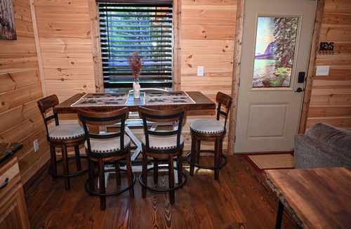 Brasstown Cabin | Mountain View Retreat New Cabin Hot Tub Close to Folk School Brasstown