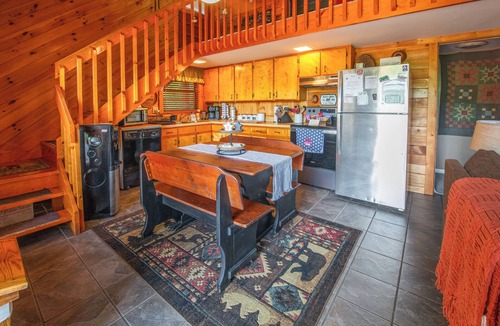 Almond Cabin | Mountain Views | Hot Tub | Family Cabin