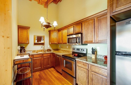 Almond Cabin | Nantahala Gorgeous - Free Whitewater Rafting Passes + Peaceful Cabin with