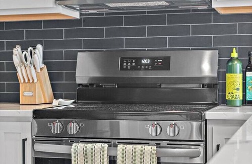 Haynes Area House | Nashville 4BR - Hot Tub + Games
