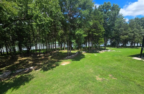 Gallatin House | Nashville Lakehouse Retreat on Old Hickory Lake
