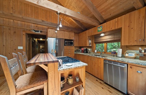 Boone Cabin | Natures Call-Hot tub, Creek, Game Room, Pets OK