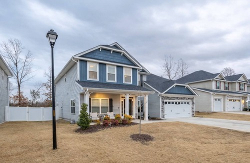 Garner House | Near Raleigh with 6-Beds huge Home Sleeps 12