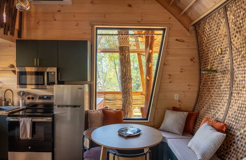 Sugarfork Cabin | Nest-Shaped Cocoon Treehouse on 4 Trees - The Marsu