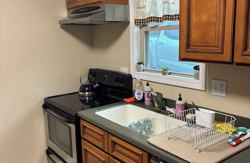 Nutter Fort Apartment | New 1-bedroom apartment with AC in charming Clarksburg. Perfect for workers.
