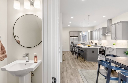 Midtown House | NEW 4BR/5.5BA Luxury West End Home-Vanderbilt adjacent, rooftop view, near DT!