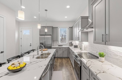 Midtown House | NEW 4BR/5.5BA Luxury West End Home-Vanderbilt adjacent, rooftop view, near DT!