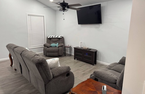Benton House | New Construction Near Jonathan Creek Ramp, Boat Parking, Sleeps 6