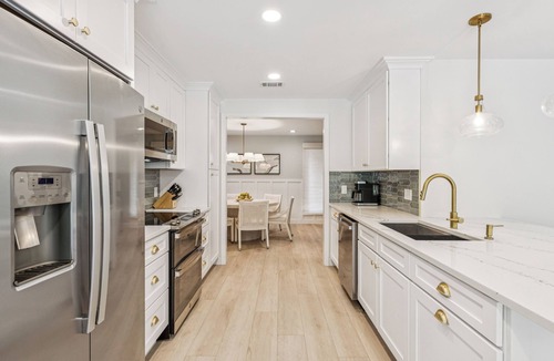Heritage Woods House | New Home in Sea Pines with Private Pool and a Spacious Backyard