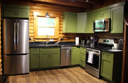 Gallipolis Ferry Cabin | New Hot Tub - Diamond Creek - Sleeps up to 6