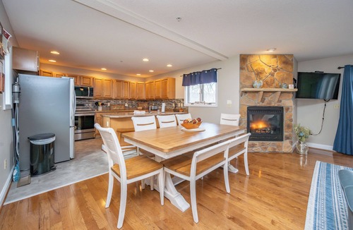 Thayerville House | New! Lake Access Home in Deep Creek w/Hot Tub