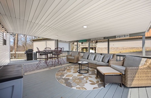 Burkesville House | NEW listing 3/2!Boat Slip<1 mile DHL/Sulphur Crk-hosted by Cumberland Collective